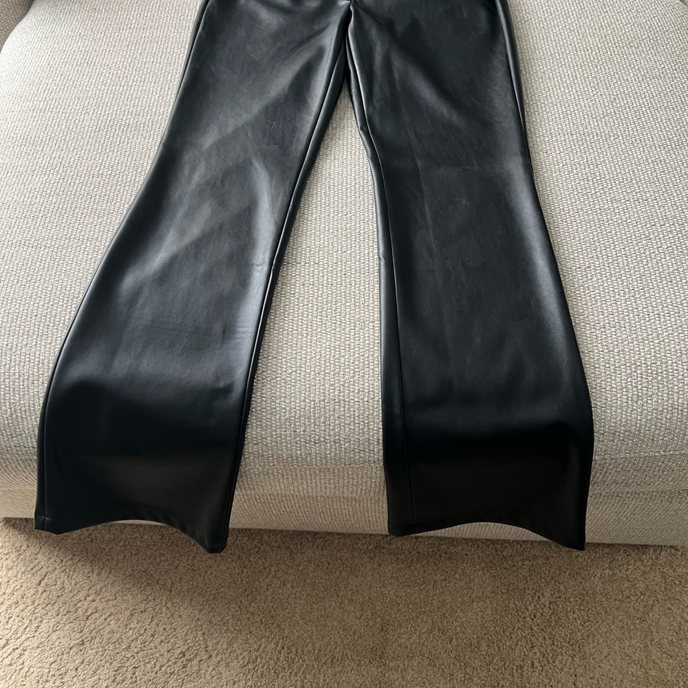 NIC+ZOE Black Faux Leather Garment
